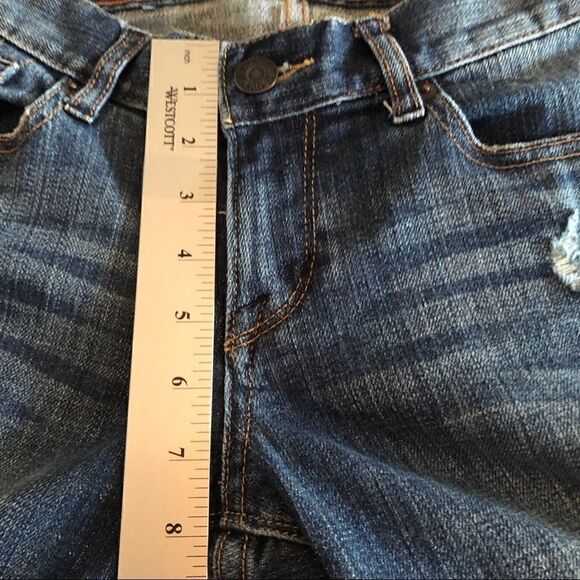 Awesome Express Distressed Eva Boot Leg Jeans size 2! - Picture 16 of 16